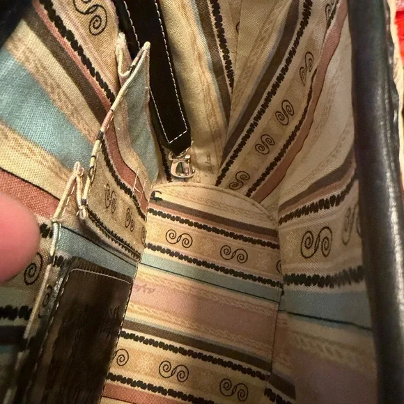 Vintage, black and Tan Brighton brand Woven Shoulder Bag - Picture 13 of 15